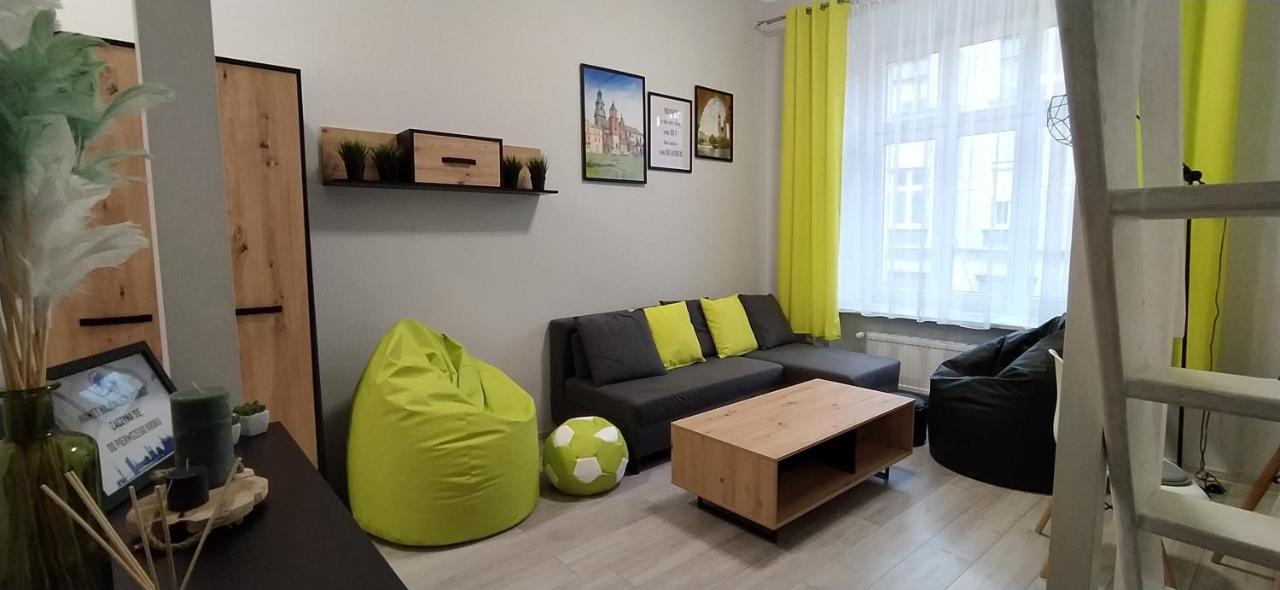 Discover Cracow Aparthostel Kraków Exteriör bild
